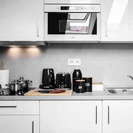 Apartamento Family Flat With Foosball & Netflix In Old Town Praga