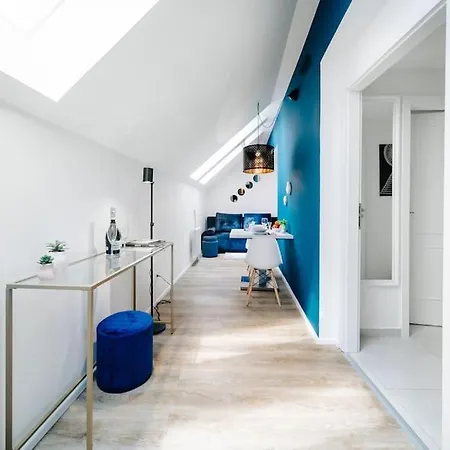 Apartamento Family Flat With Foosball & Netflix In Old Town Praga