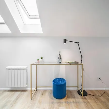 Apartamento Family Flat With Foosball & Netflix In Old Town Praga